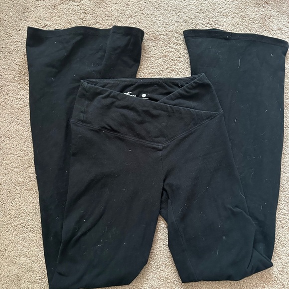 Crossover flare leggings - Picture 1 of 4